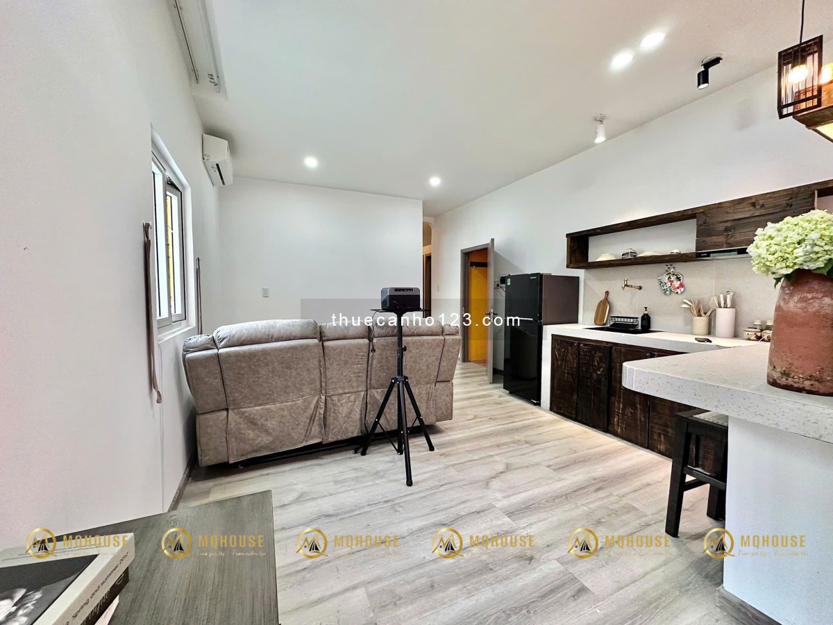 Cho thuê phòng Bình Thạnh mới 100% - Nội thất cao cấp - Bồn Tắm, Ban Công, Sân Vườn - Gần Landmark81