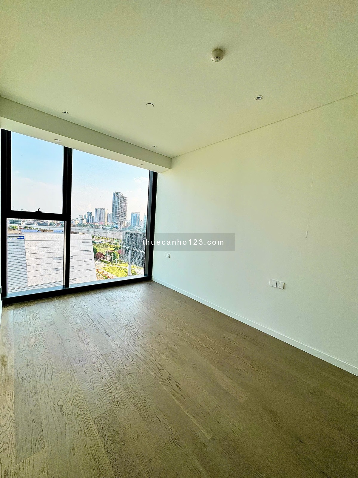 The Opera – Cho thuê căn 2PN, nội thất cơ bản – Giá tốt nhất thị trường