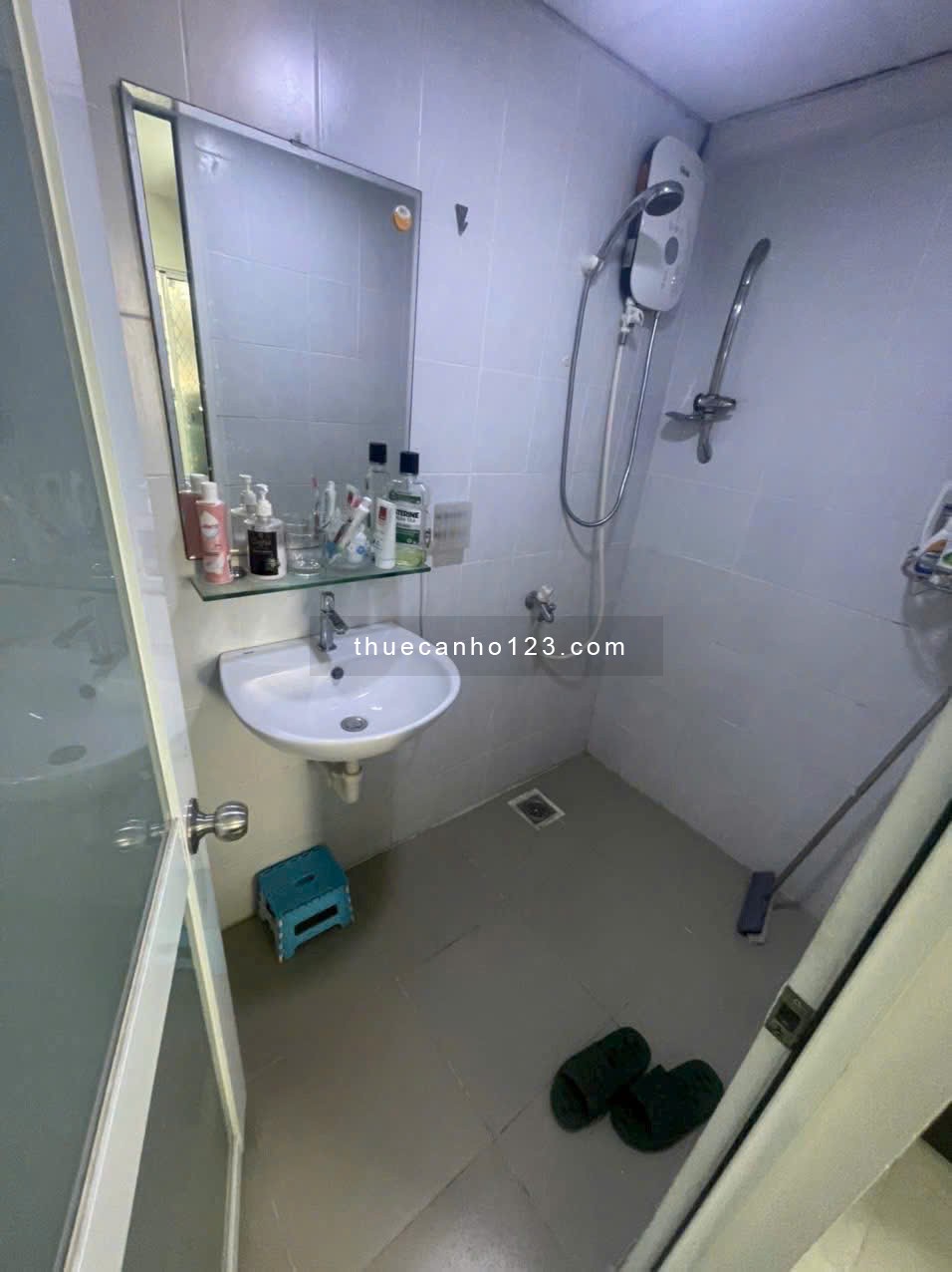 Chung cư Screc (Coopmart), 974A Trường Sa, Q3: 86m2, 2p ngủ, full nt, 13tr/th