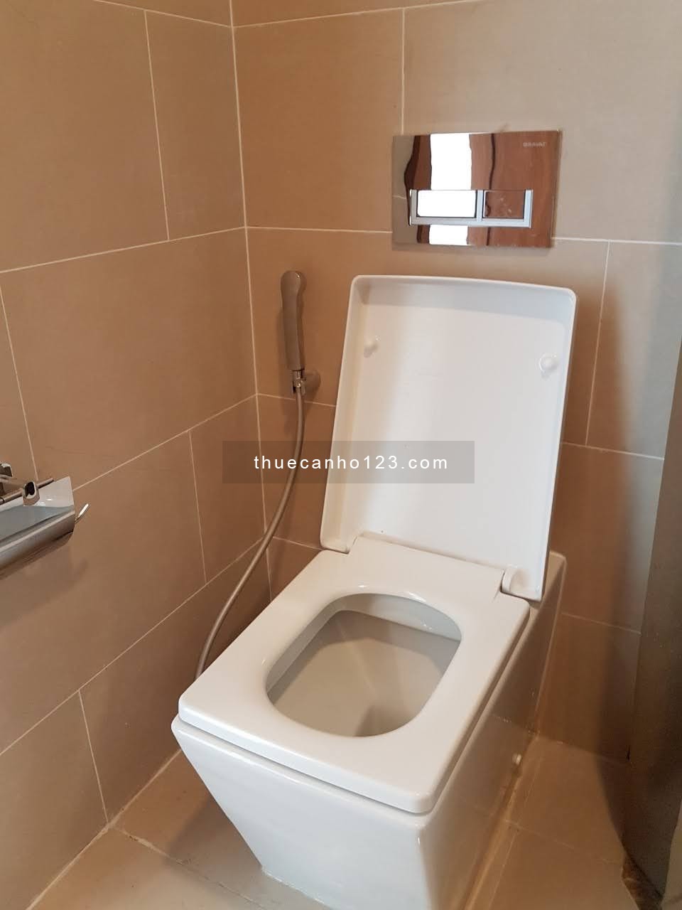 Cho thuê căn hộ chung cư Rivera Park Q.10 giá 15.5tr/tháng, 2pn nội thất cơ bản. Lh 0938432752