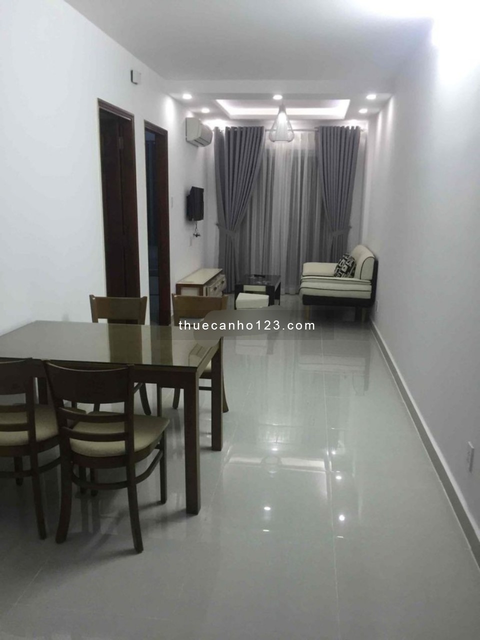 Cho thuê căn hộ 8X Plus quận 12, diện tích 64m2, 2 phòng, giá 7tr5