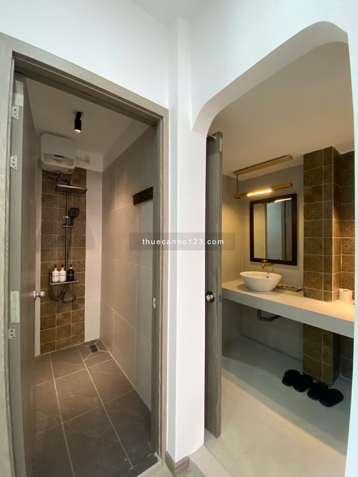 Cho thuê phòng Bình Thạnh mới 100% - Nội thất cao cấp - Bồn Tắm, Ban Công, Sân Vườn - Gần Landmark81