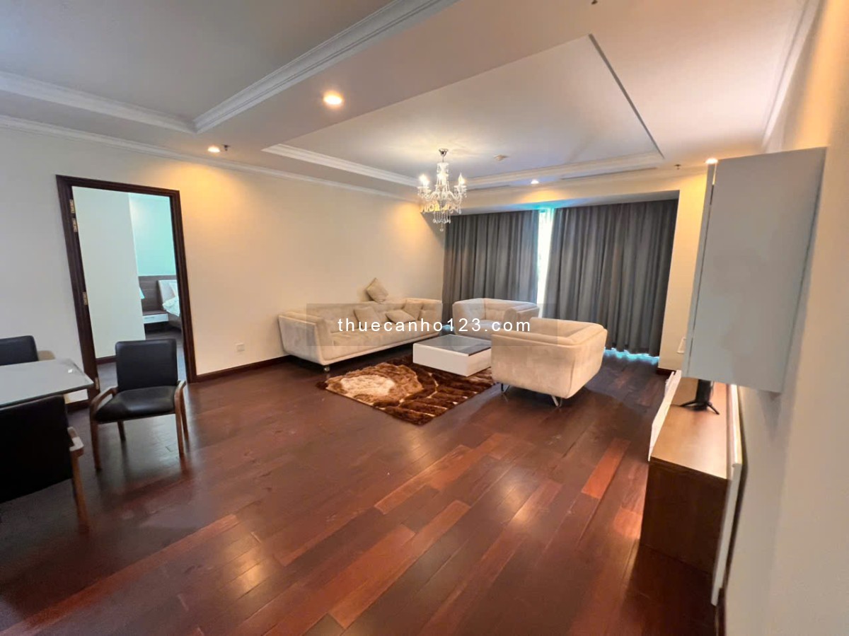 Cho thuê Vincom Đồng Khởi Quận 1 - 165m2 3PN 2WC view sông + nhà thờ Đức BàCăn số 2406