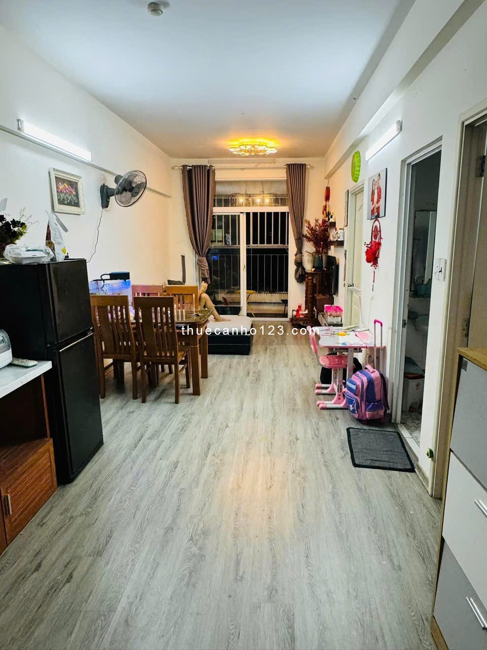 Chung cư Saigonres, Nguyễn Xí, BT: 1p ngủ, ban công, 45m2, 10tr5