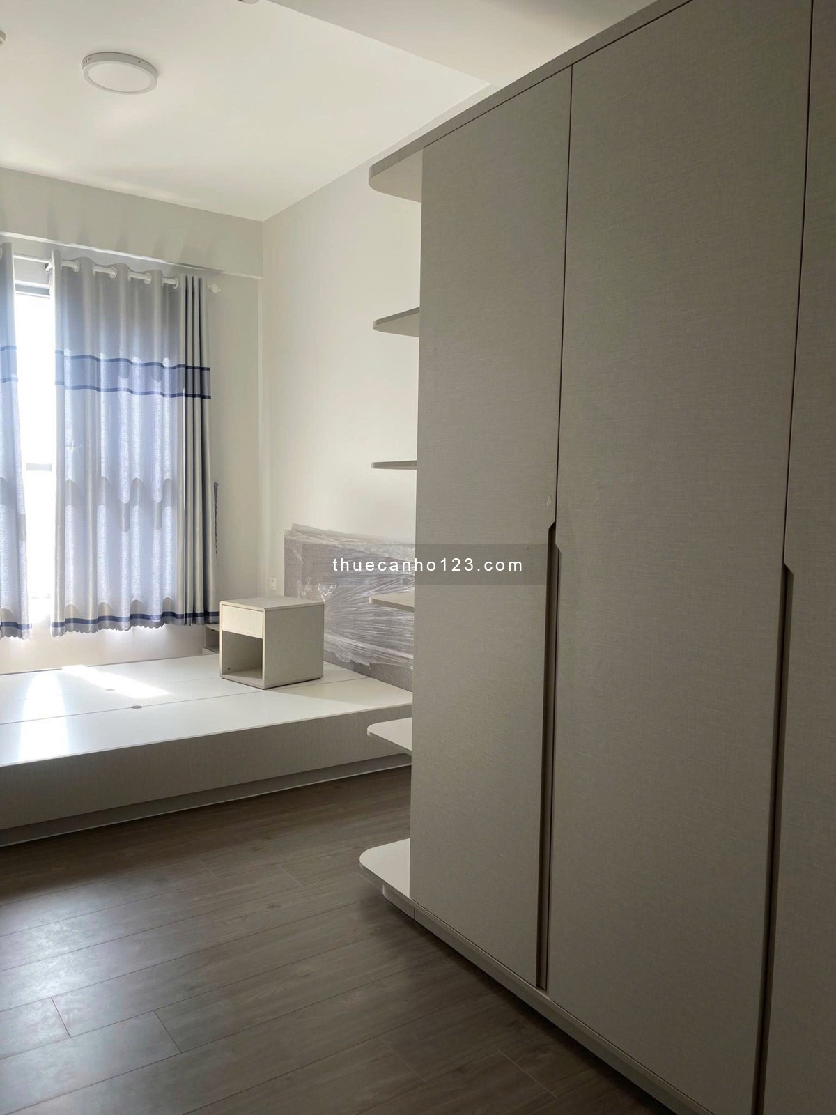 Cho thuê căn chung cư Kingdom Tô Hiến Thành, q10: 80m2 - 2p ngủ - NTCb - 19tr