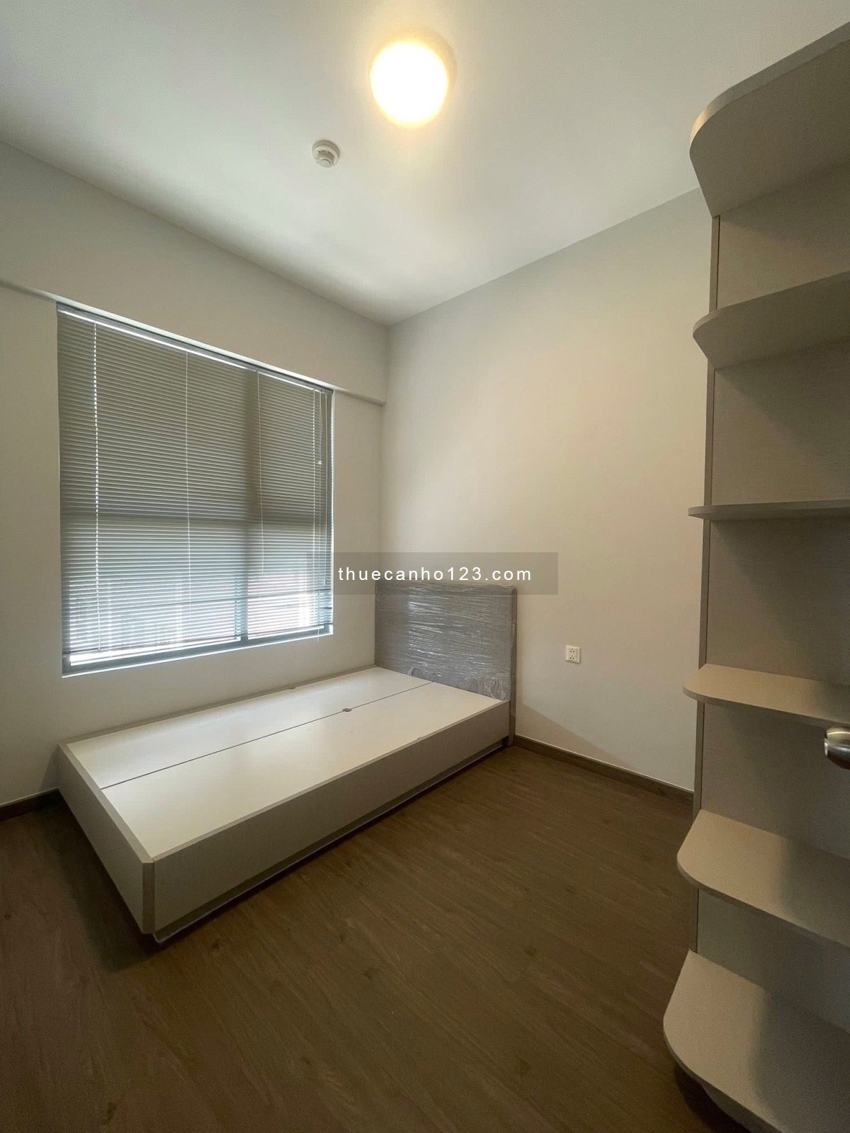 Cho thuê căn chung cư Kingdom Tô Hiến Thành, q10: 80m2 - 2p ngủ - NTCb - 19tr