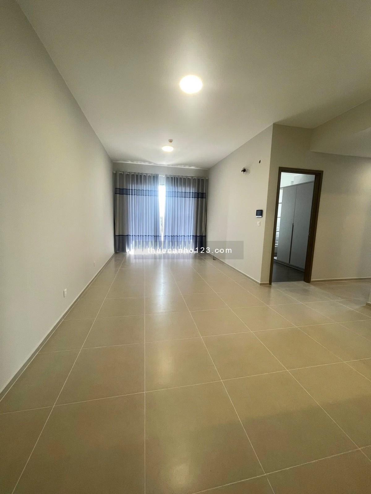 Cho thuê căn chung cư Kingdom Tô Hiến Thành, q10: 80m2 - 2p ngủ - NTCb - 19tr