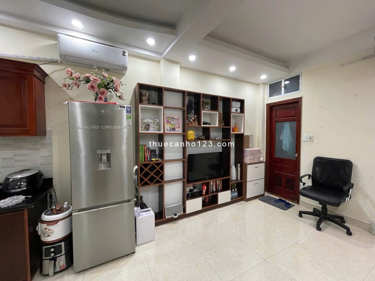 Chung cư Screc Town, 974a Đ. Trường Sa, P12, Q3, 71m2, Nội thất, 14tr/tháng.