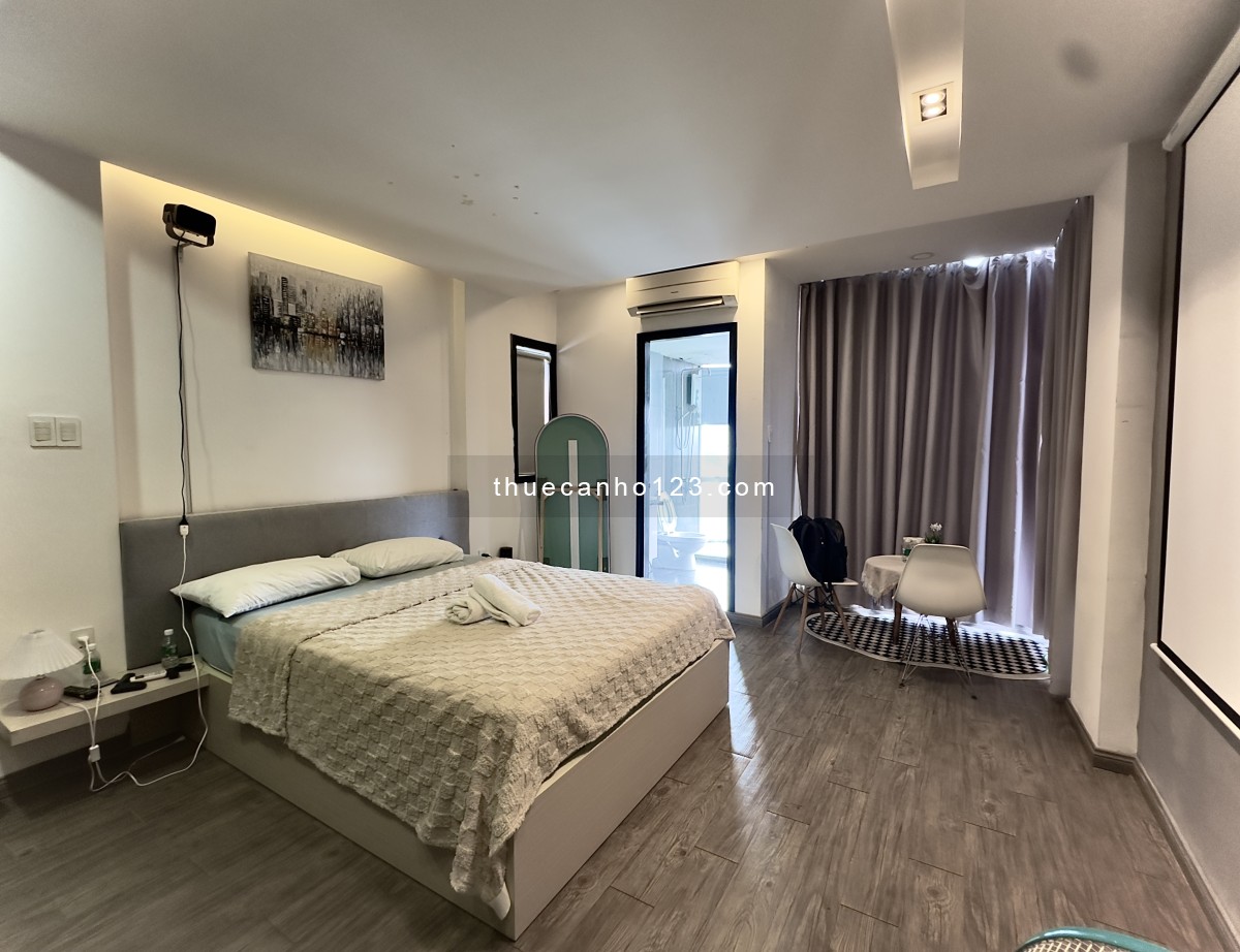 Căn hộ giá rẻ có thang máy, view bờ kè Hoàng Sa Quận 3