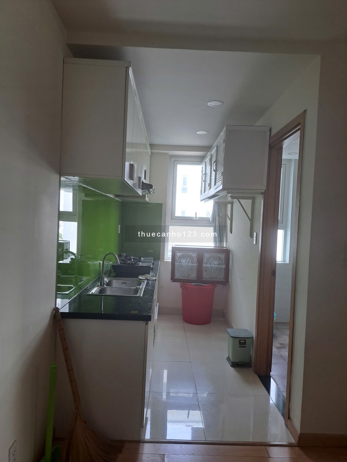 Cho thuê full nội thất căn góc, 71m², giá 10 triệu/tháng, nhà có sẵn