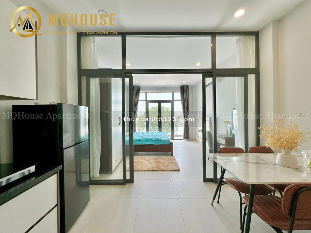 Cho thuê Căn hộ 1 phòng ngủ cao cấp – view sân bay – Thang máy - Bạch Đằng Quận Tân Bình