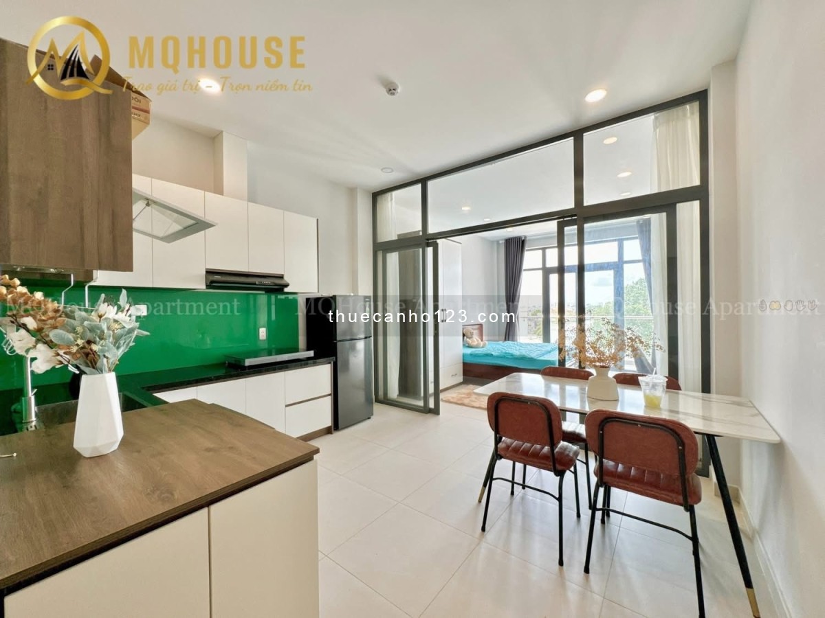 Cho thuê Căn hộ 1 phòng ngủ cao cấp – view sân bay – Thang máy - Bạch Đằng Quận Tân Bình