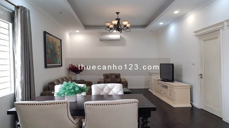 Cho thuê căn hộ dịch vụ tại Giảng Võ, Đống Đa, 100m2, 2PN, đầy đủ nội thất