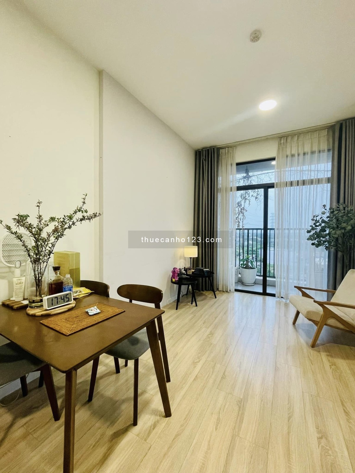 Chuyên cho thuê căn hộ chung cư Jamila Khang Điền: 2PN sân vườn 9 triệu
