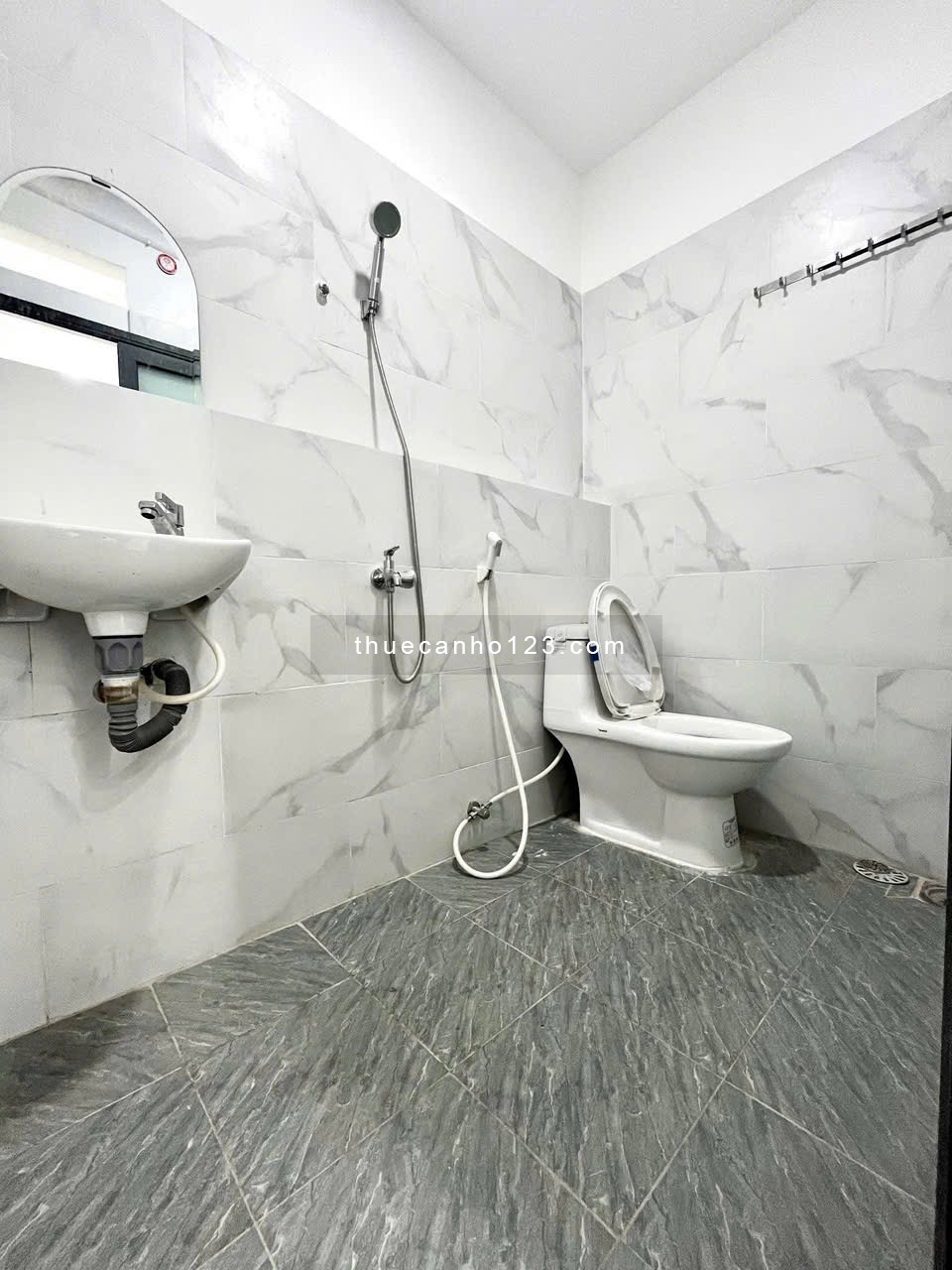 Căn hộ 2 phòng ngủ mới 65m2 ngay trung tâm quận 7