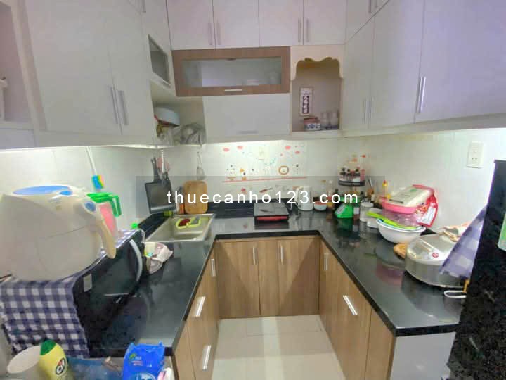 Chung cư 10A Trần Nhật Duật, Tân Định, Q1: 75m2, 2pn, ban công 12tr5