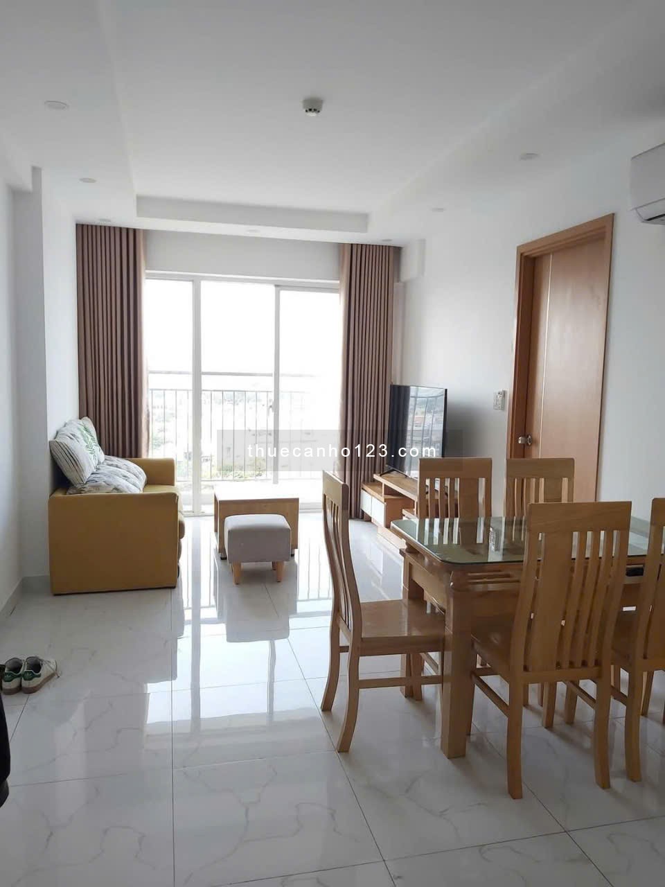 Chung cư Phúc Yên 2, Phan Huy Ích, Tân Bình: 2p ngủ, 2wc, NT full, 9,5tr/th