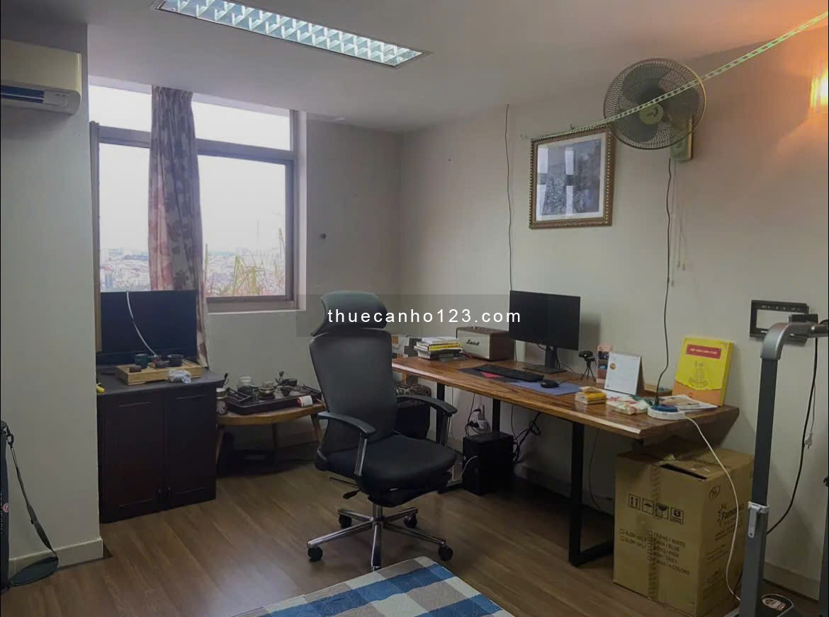 Chung cư Screc , P12, Q3, nội thất, 2p, 2wc, 85m2, giá 13tr/tháng