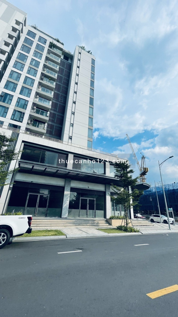 Cho Thuê Shop Góc 2 Mặt Tiền –CARDINAL COURT Phú Mỹ Hưng, Quận 7, 207m2, 0903018683