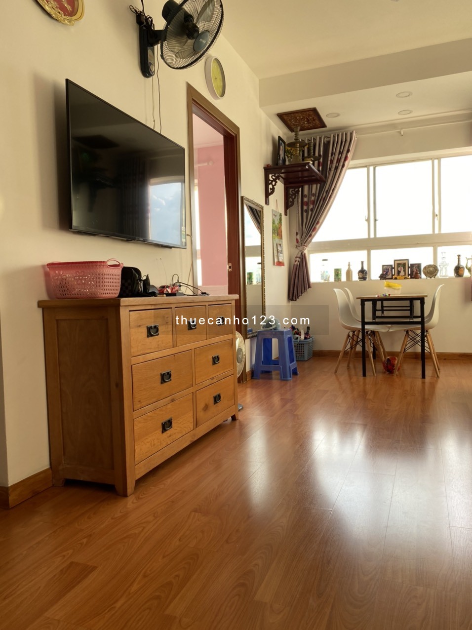 Cho thuê căn hộ Sài Gòn Town full nội thất, 2pn, giá thuê 9tr