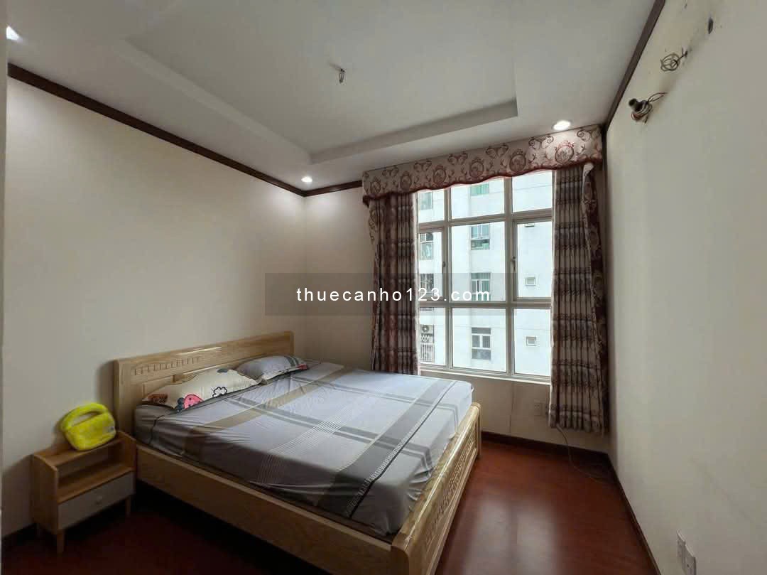 Căn hộ Oriental Plaza, Âu Cơ, Tân Phú: 14tr/th, 95m2, 3pn, full NT