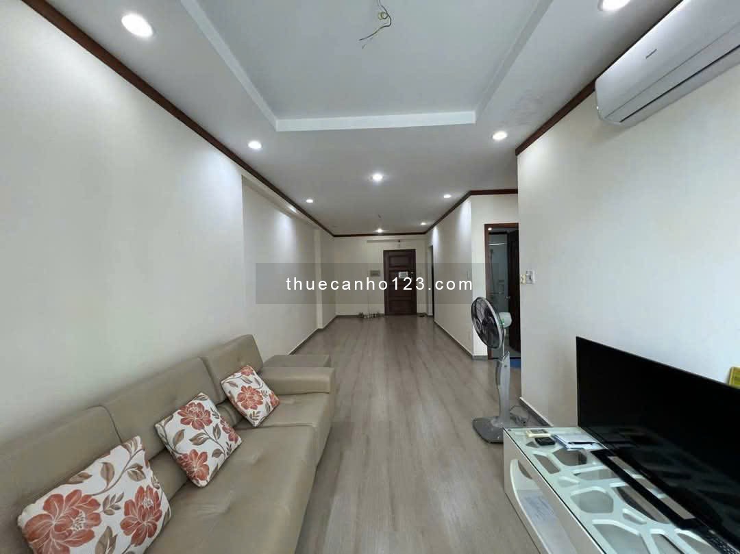 Căn hộ Oriental Plaza, Âu Cơ, Tân Phú: 14tr/th, 95m2, 3pn, full NT