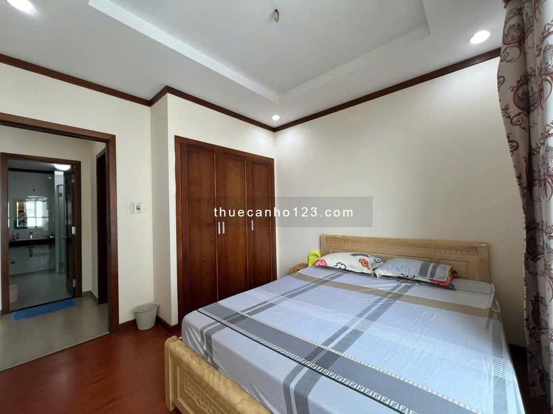 Căn hộ Oriental Plaza, Âu Cơ, Tân Phú: 14tr/th, 95m2, 3pn, full NT