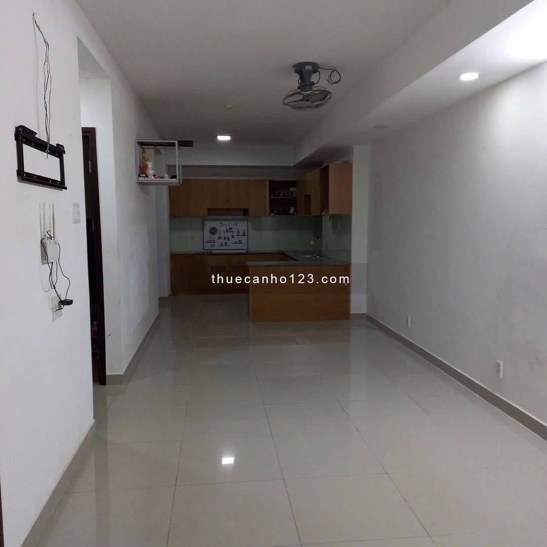 Chung cư HuD, Điện Biên Phủ, Bình Thạnh: 70m2, 2p ngủ, 2wc, 12tr