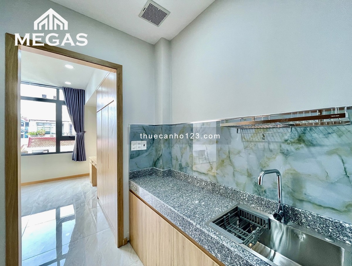 Cho thuê CHDV 1PN tách bếp, có cửa sổ