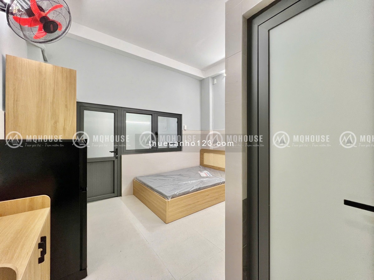 Cho thuê căn hộ studio tách bếp – Thang máy, nhà mới 100%, gần sân bay – CV Gia Định