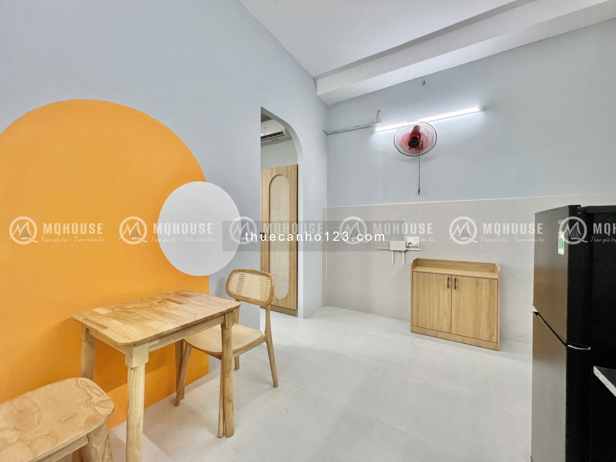 Cho thuê căn hộ studio tách bếp – Thang máy, nhà mới 100%, gần sân bay – CV Gia Định