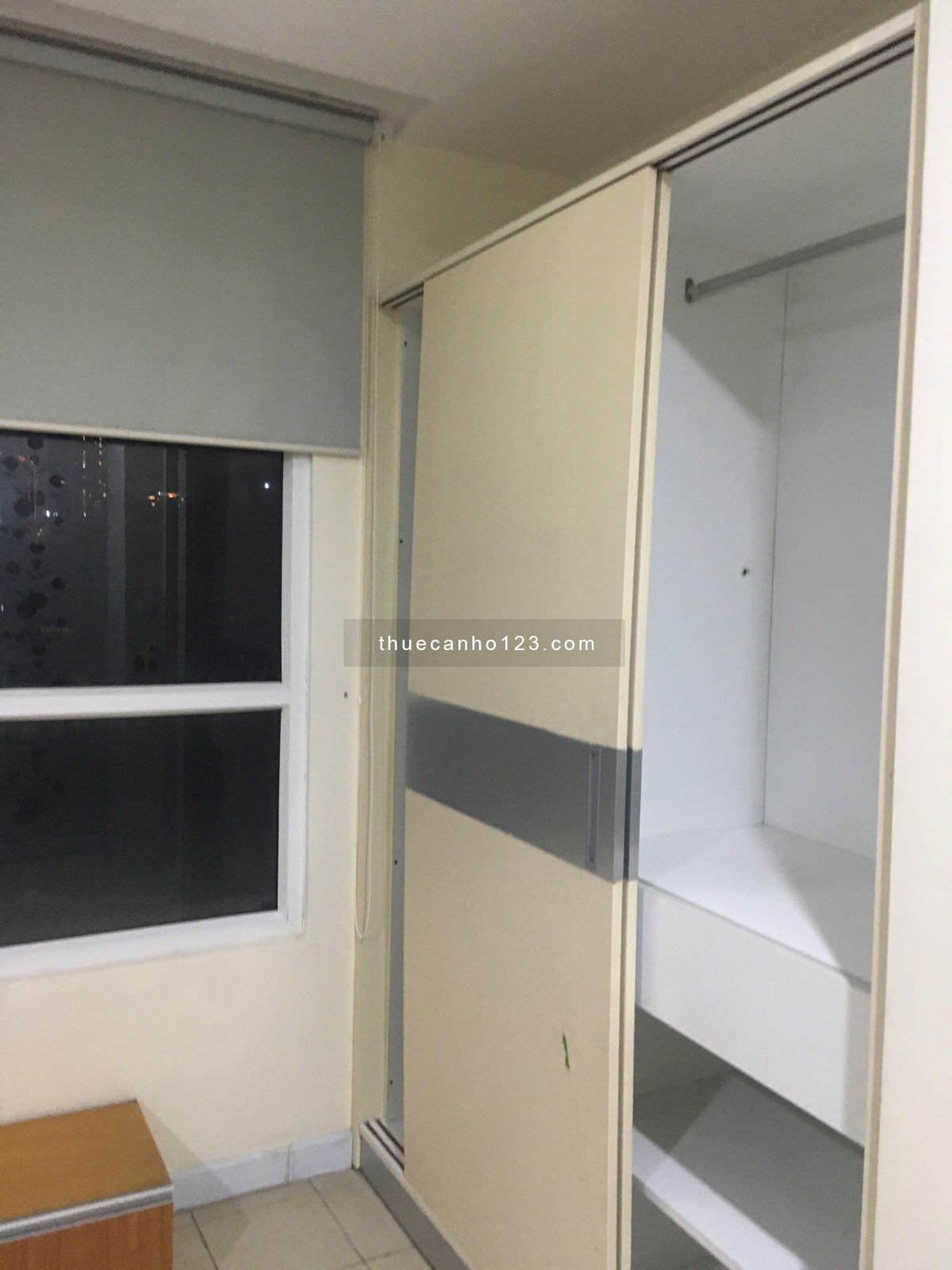 Cho thuê 3 phòng ngủ full đồ tại Richland, Xuân Thủy, Cầu Giấy. Giá thuê 16tr