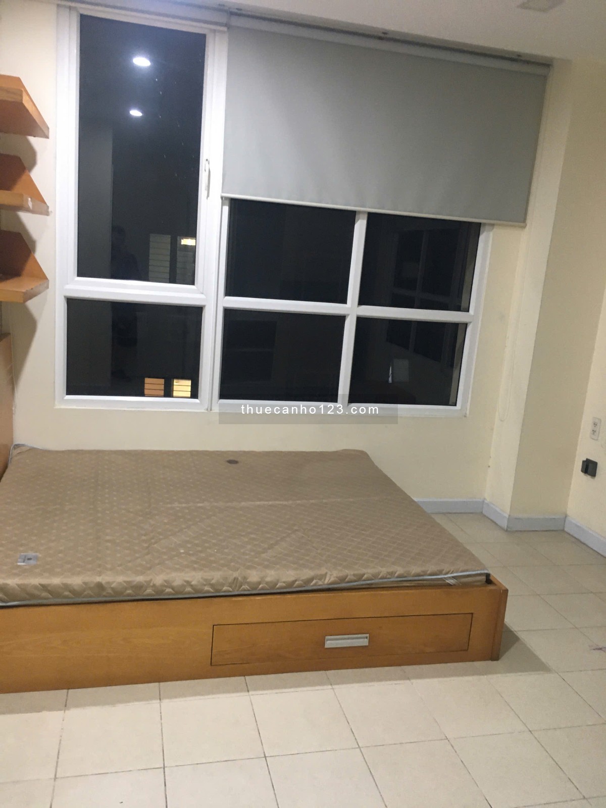 Cho thuê 3 phòng ngủ full đồ tại Richland, Xuân Thủy, Cầu Giấy. Giá thuê 16tr