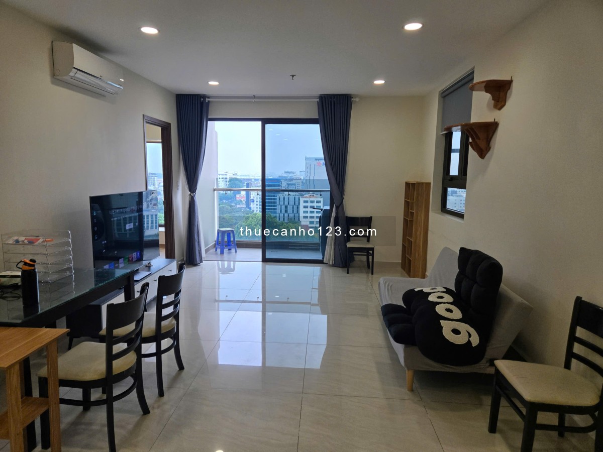 Cho thuê căn hộ Park Legend, 3Pn2Wc tiện nghi y hình 23Tr Vào Ở Ngay Tel 0942811343 Tony Real