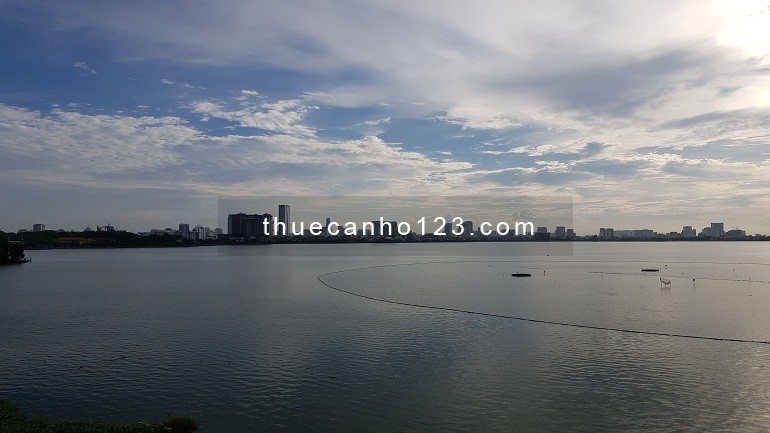 Cho thuê căn hộ dịch vụ tại Yên Hoa, Tây Hồ, 100m2, 2PN, view hồ, ban công, đầy đủ nội thất hiện đại