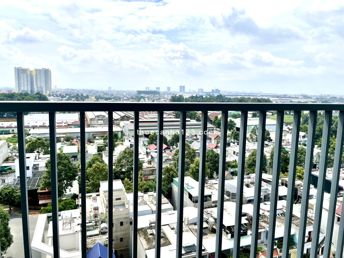 Cho thuê căn hộ 2PN gần ngã tư 550 Bình Dương