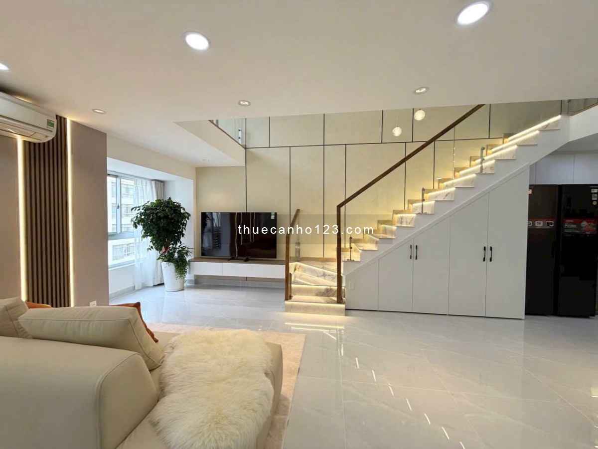 Cần cho thuê duplex Sky Garden Phú Mỹ Hưng Q7, 3pn 3wc 160m2 nhà đẹp giá 36tr/tháng