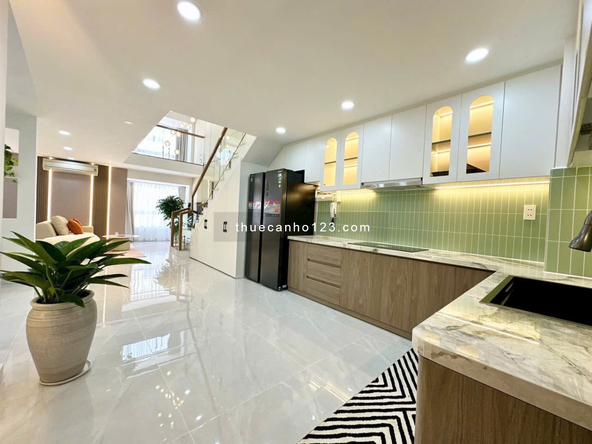 Cần cho thuê duplex Sky Garden Phú Mỹ Hưng Q7, 3pn 3wc 160m2 nhà đẹp giá 36tr/tháng