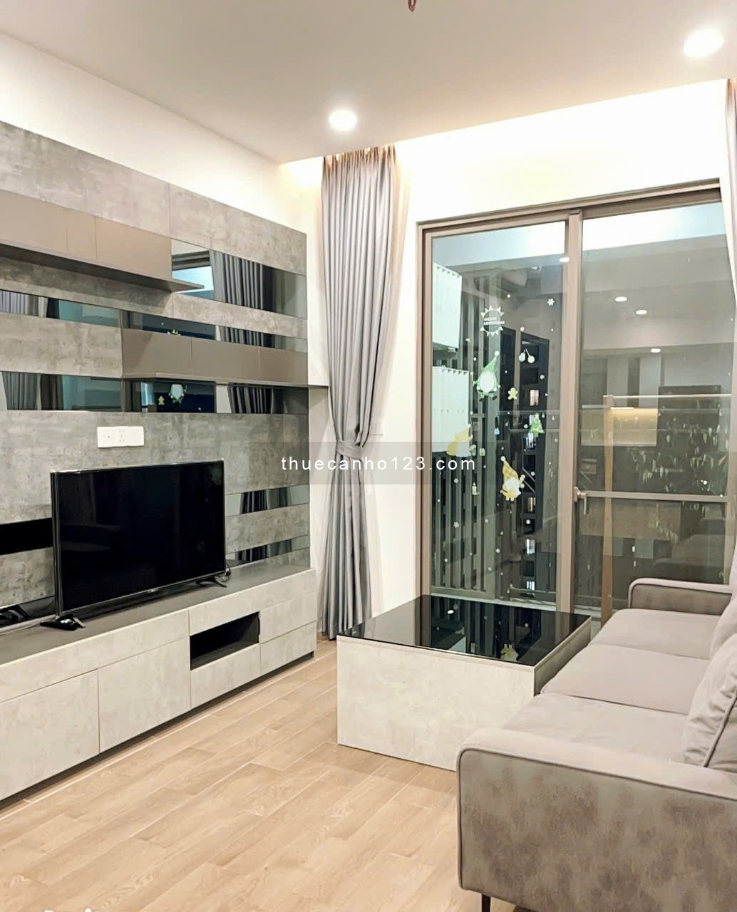 Cần cho thuê Căn hộ Saigon South Residences, Nhà Bè, 2pn, giá 16tr/th