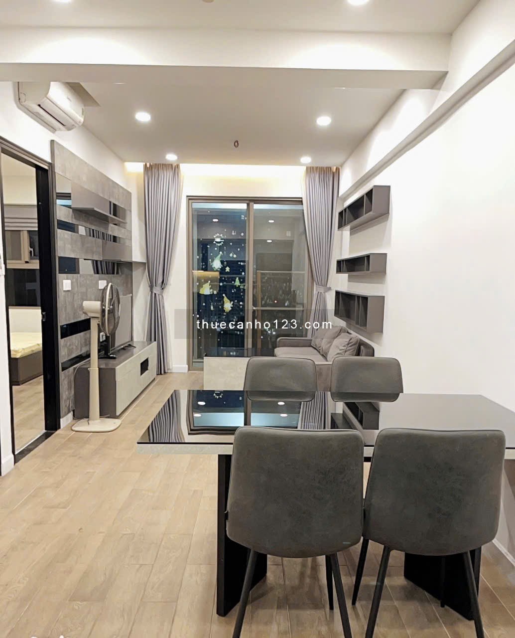 Cần cho thuê Căn hộ Saigon South Residences, Nhà Bè, 2pn, giá 16tr/th