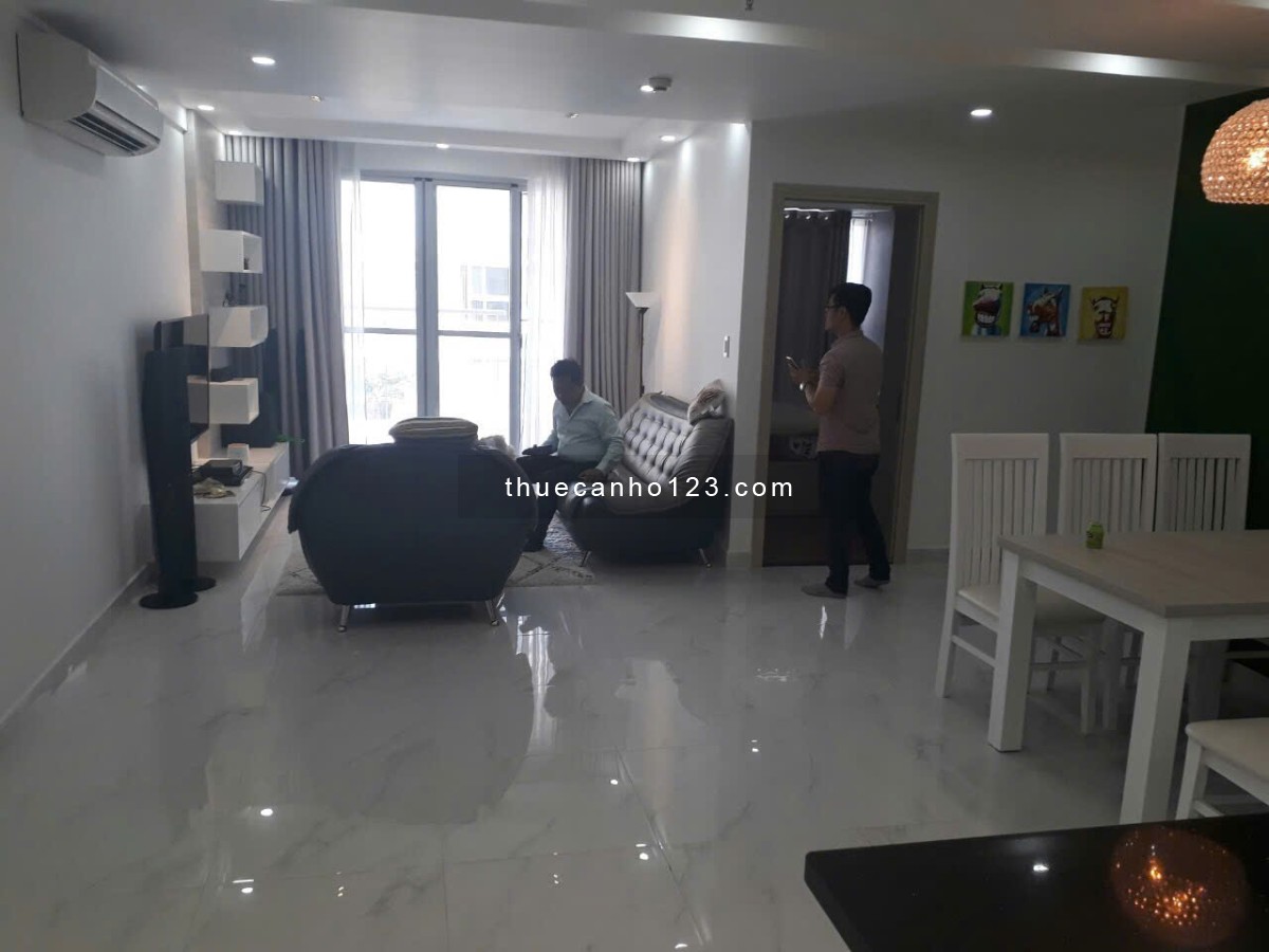 Cho thuê Scenic Valley 1, PMH, Q7, nhà đẹp, 2PN, 2WC, giá 22tr/ tháng