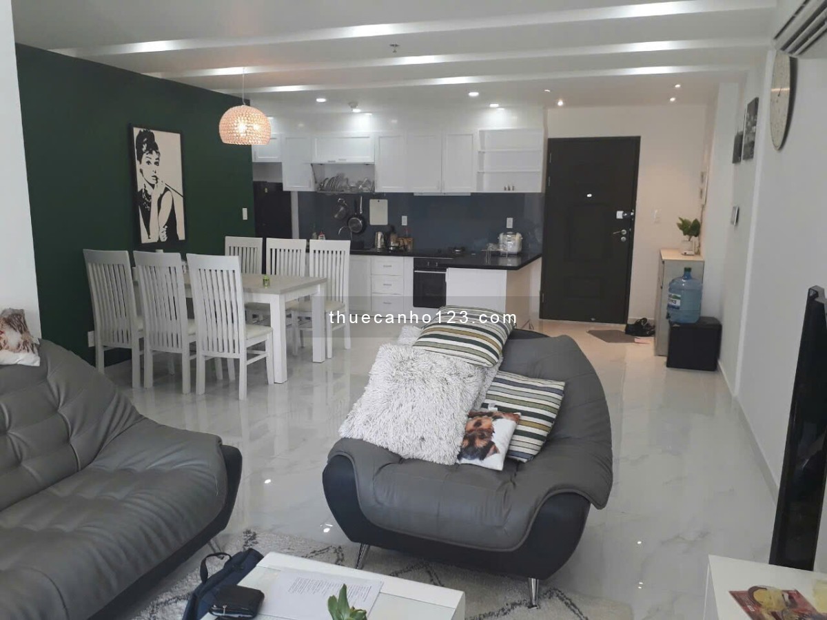 Cho thuê Scenic Valley 1, PMH, Q7, nhà đẹp, 2PN, 2WC, giá 22tr/ tháng