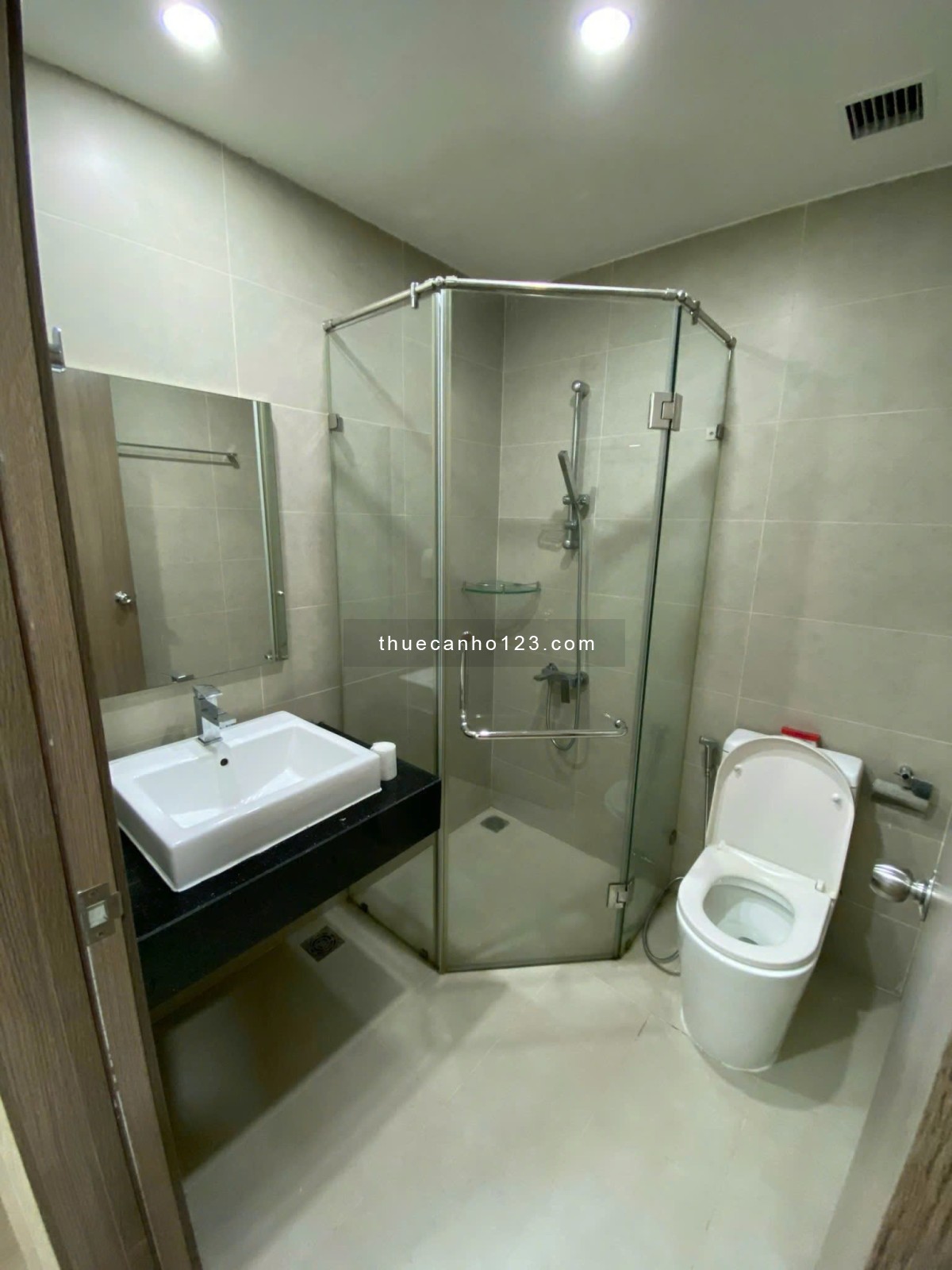 Chung cư Ruby, Tân Bình: 7tr/th, 54m2, 1p ngủ, 2wc, NT