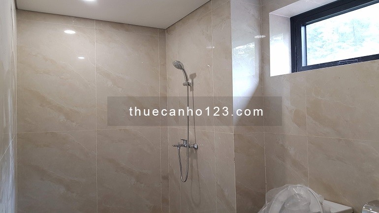 Cho thuê căn hộ dịch vụ mới tinh tại Đội Cấn, Ba Đình, 70m2, 2PN, đầy đủ nội thất đẹp hiện đại