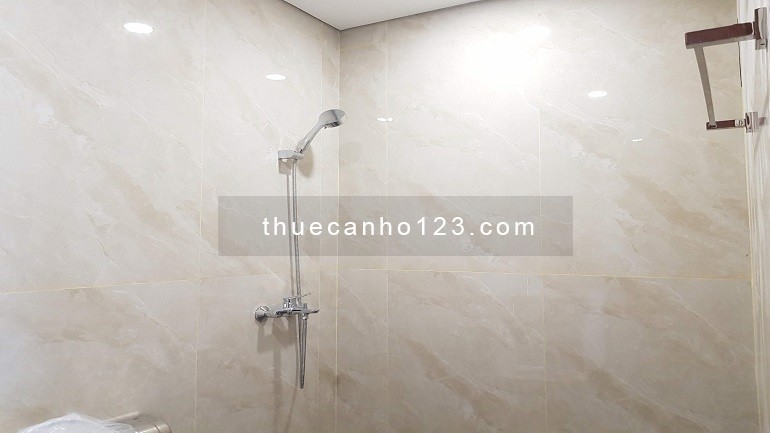 Cho thuê căn hộ dịch vụ mới tinh tại Đội Cấn, Ba Đình, 90m2, 2PN, cửa sổ, ban công thoáng mát