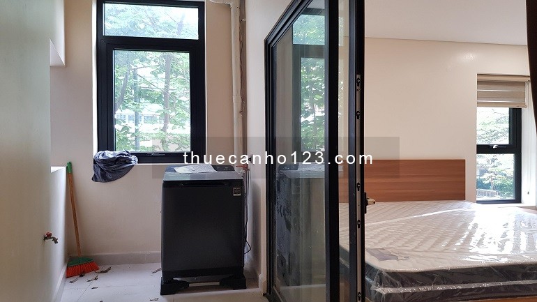 Cho thuê căn hộ dịch vụ mới tinh tại Đội Cấn, Ba Đình, 70m2, 2PN, đầy đủ nội thất đẹp hiện đại