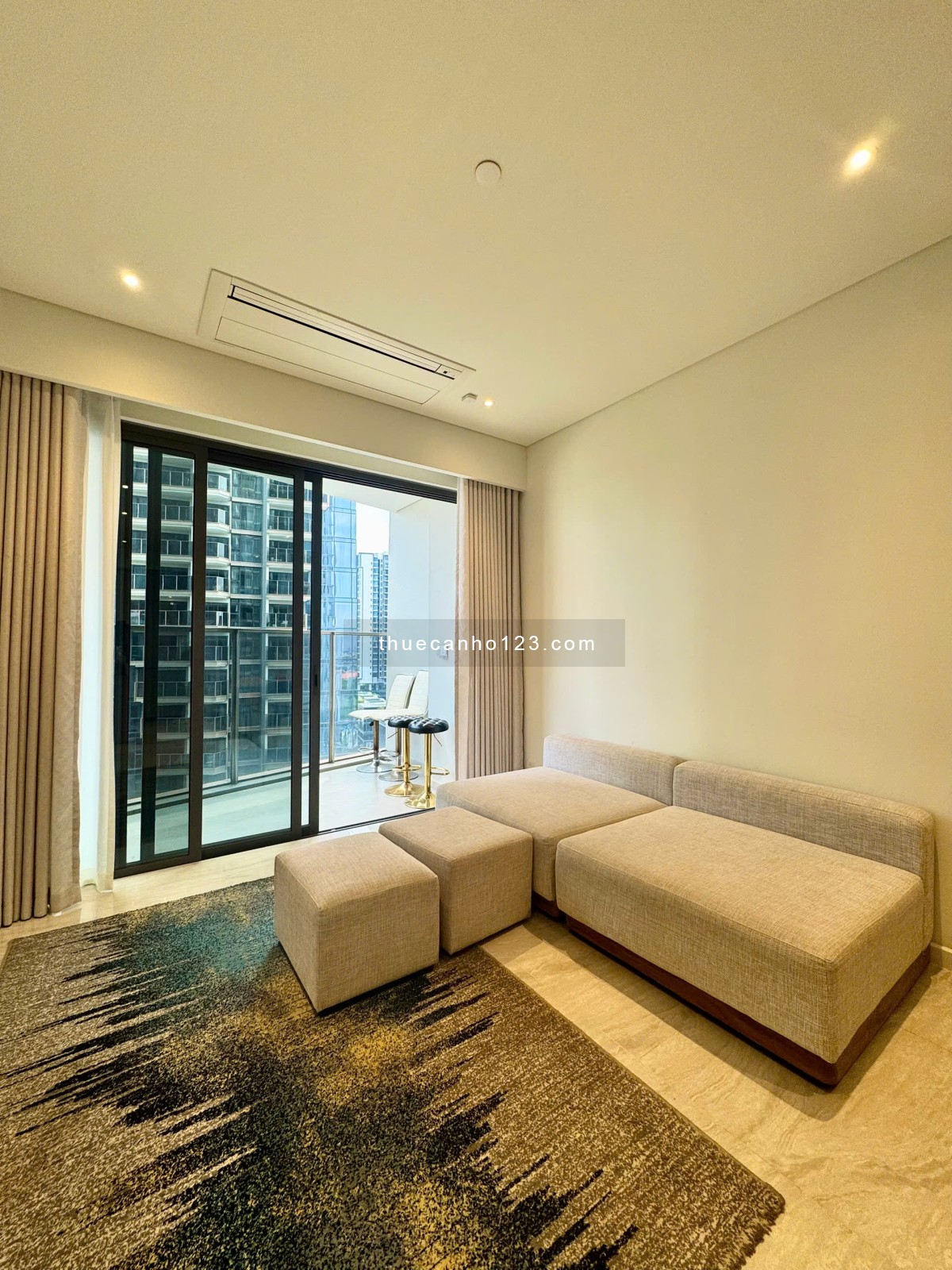 The Opera cho thuê 2PN đầy đủ nội thất - view cực đỉnh hồ bơi - nội khu - cầu Bason - Sông SG