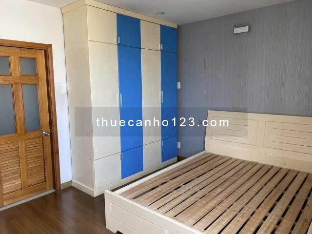 Chung cư Screc , P12, Q3, CĂN GÓC , 2p, 2wc, 85m2, giá 13tr/tháng