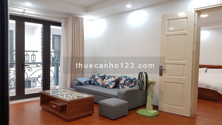 Cho thuê căn hộ dịch vụ tại Từ Hoa, Tây Hồ, 50m2, 1PN, đầy đủ nội thất