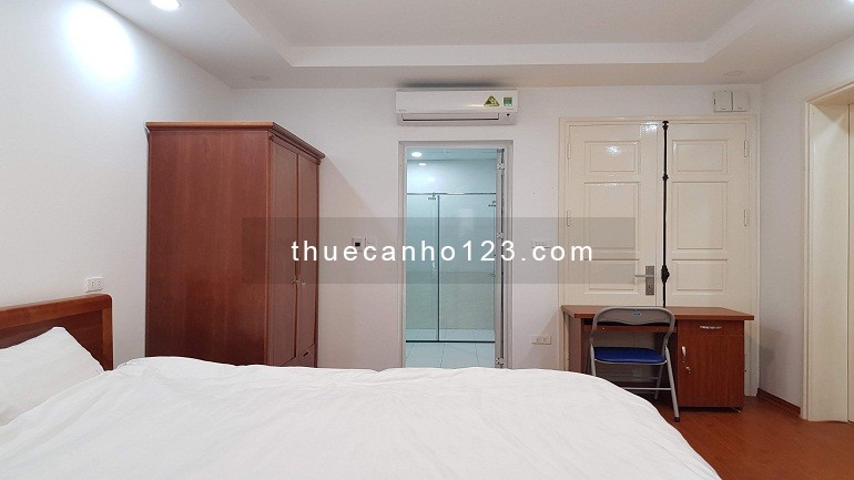 Cho thuê căn hộ dịch vụ tại Từ Hoa, Tây Hồ, 50m2, 1PN, đầy đủ nội thất